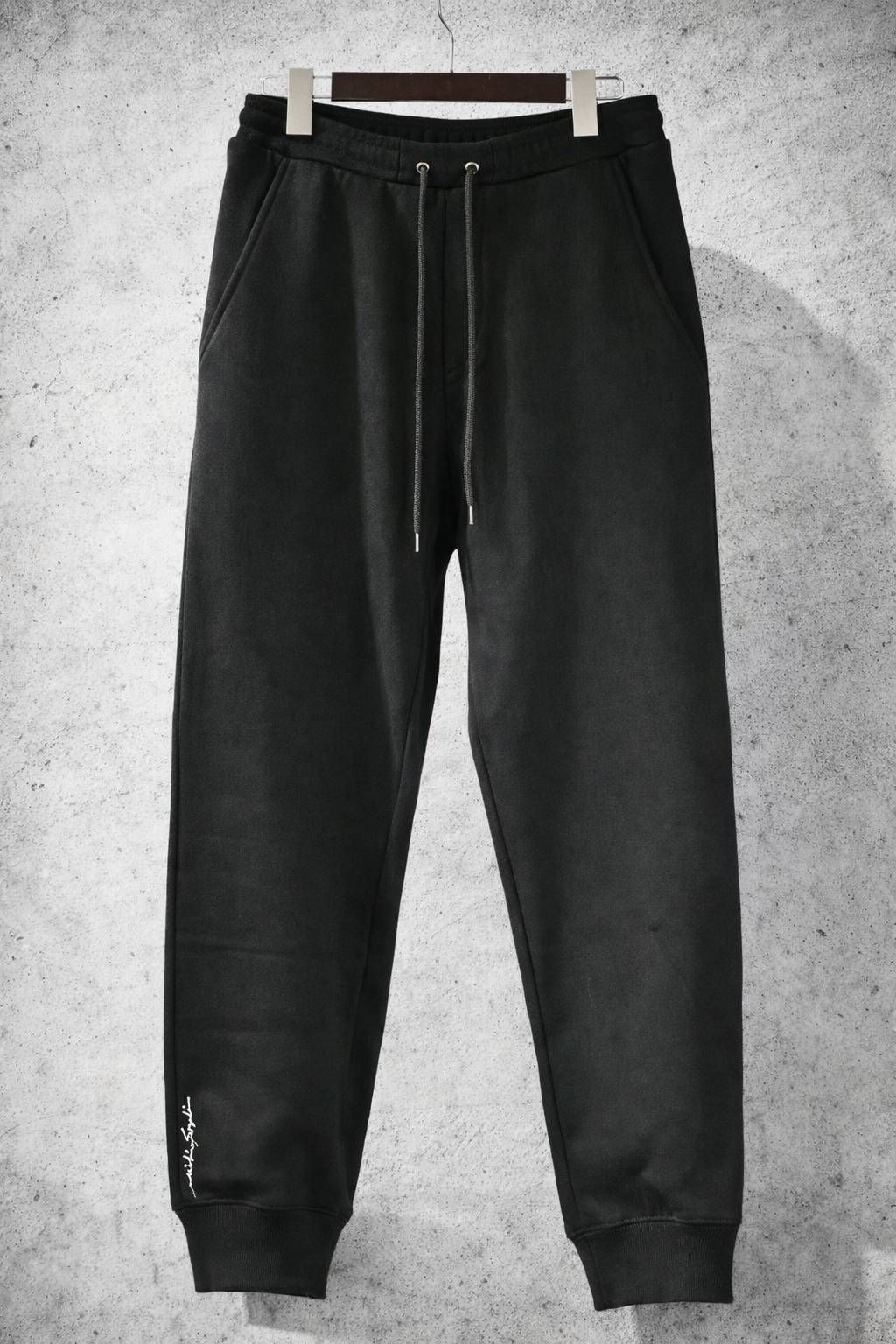 【大人のスエットパンツ】イージージョガーパンツ / アートファッション / 1点物 / BLACK / ワンマイルウェアー