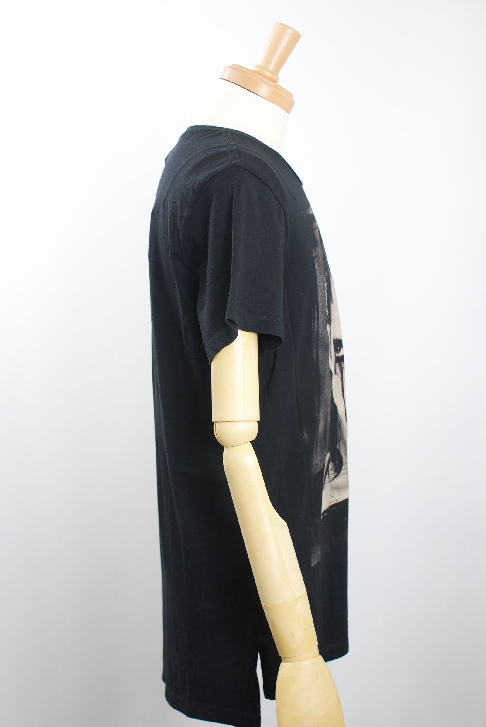 37BGTF33 / GOTHIC / 日本未発売 /ロックTシャツ/アーティスト着用ブランド / コットンジャージー