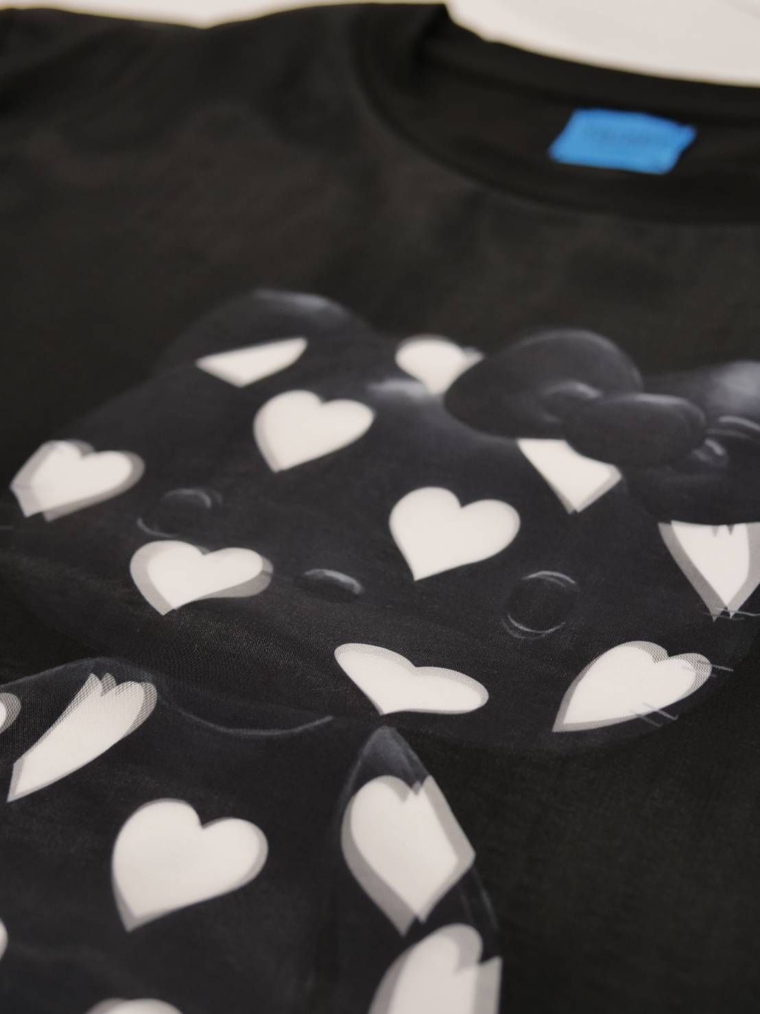 【3Dハローキティデザイン】TR-028 アートTシャツ / サンリオコラボ / BLACK / ユニセックス