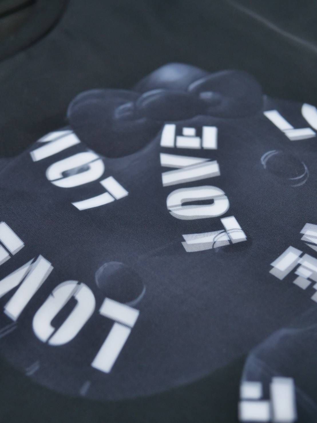【3Dハローキティデザイン】 アートTシャツ / サンリオコラボ  / WHITE / ユニセックス