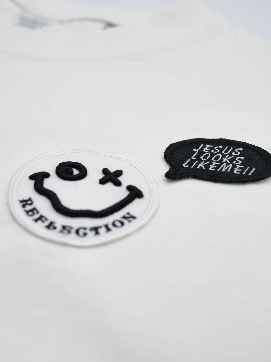 「リメイクTシャツ」 ニコちゃんTシャツ /ワッペン / WHITE  / ユニセックス / usaコットン tシャツ