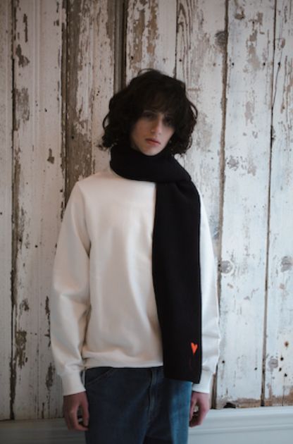 【パリで愛される】マフラー / PARISブランド / BLACK  ブラック / WOOLブレンド / ユニセックス / モコモコ素材マフラー