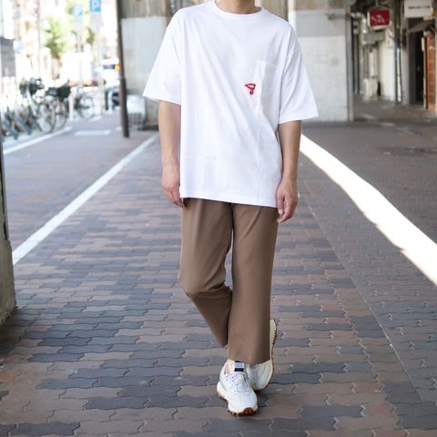 大人が愛する「ワイドパンツ」