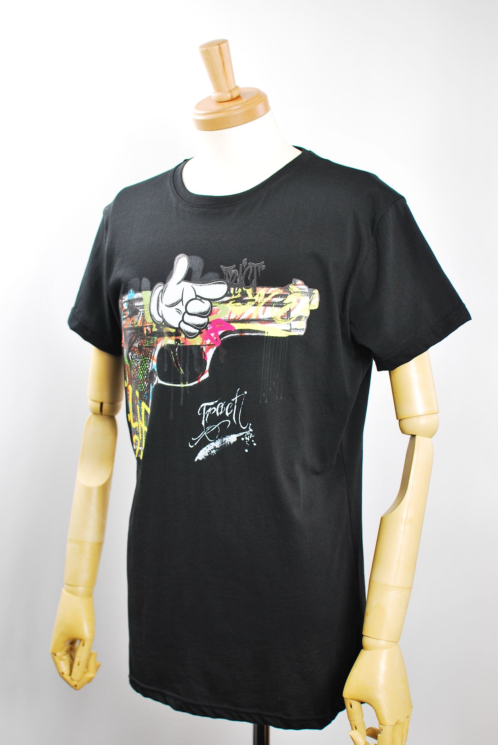 TR158M / GRAFFITI PISTOL / BLACK / グラフィティーTシャツ / アート / MADE IN ITALY