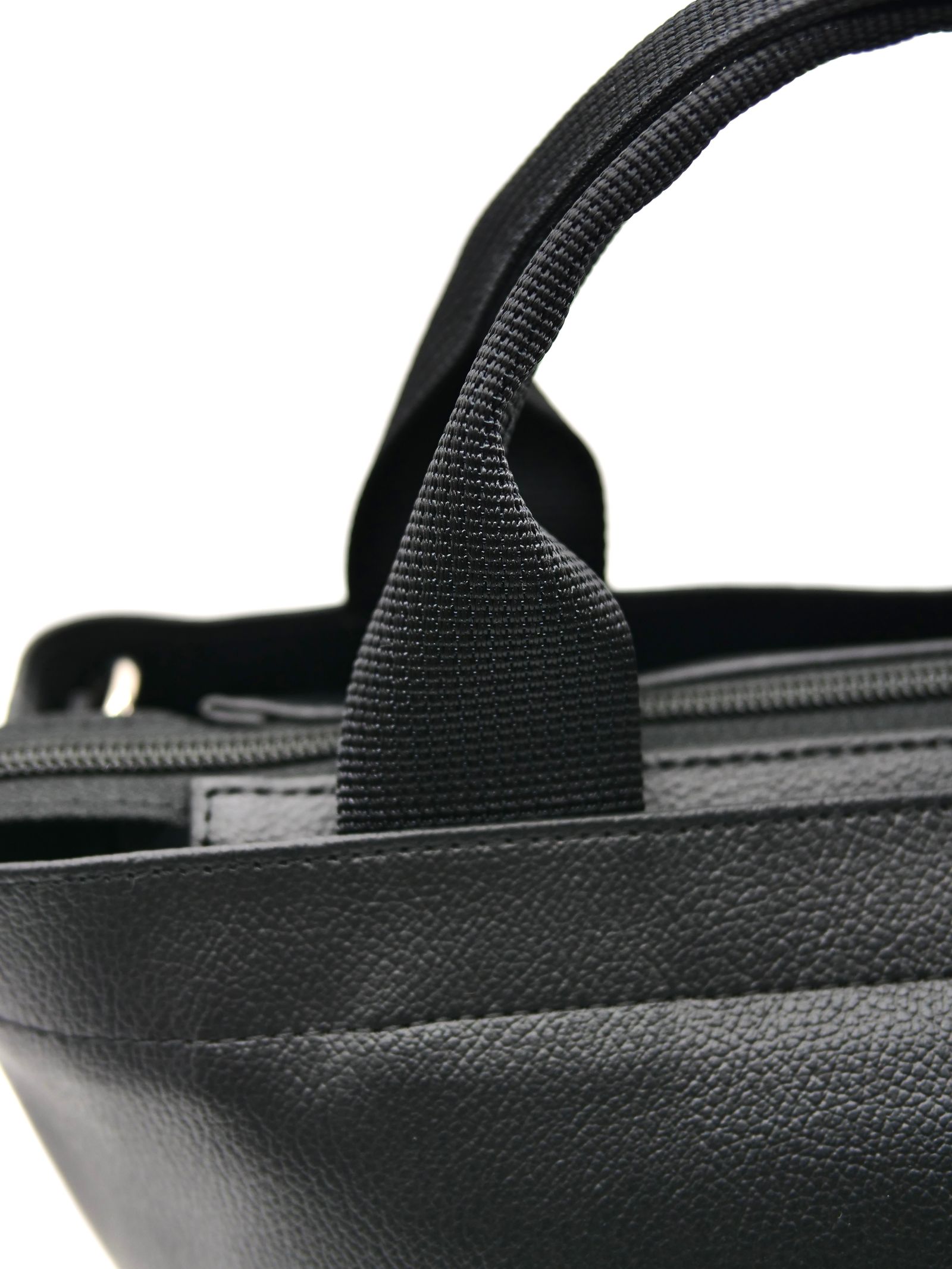【実用性が高いBAG】 PARISブランドトートバッグ / BLACK / ハートデザイン / 刺繍 / ショルダーバック