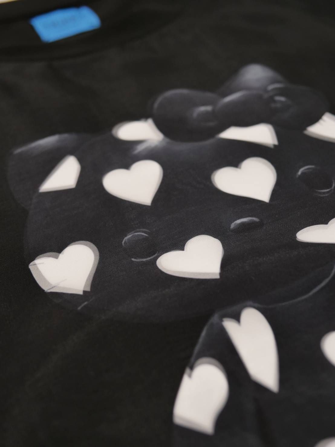 【3Dハローキティデザイン】TR-028 アートTシャツ / サンリオコラボ / BLACK / ユニセックス