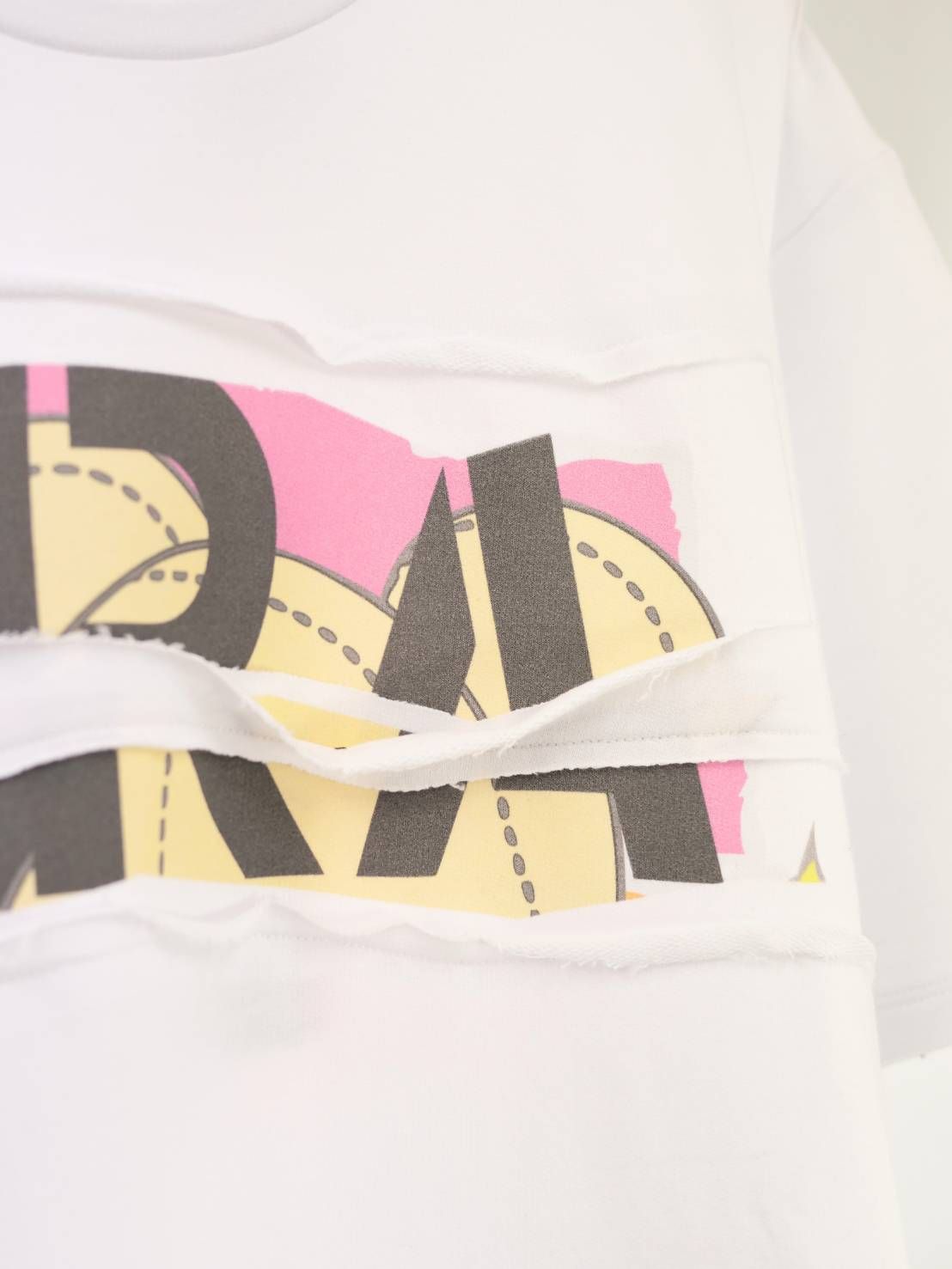 【パッチワークで表現】 Art Tシャツ / 100％コットン / WHITE / アートブランド / ユニセックス