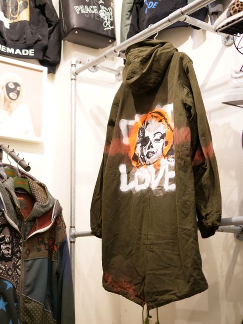お洋服の力で……