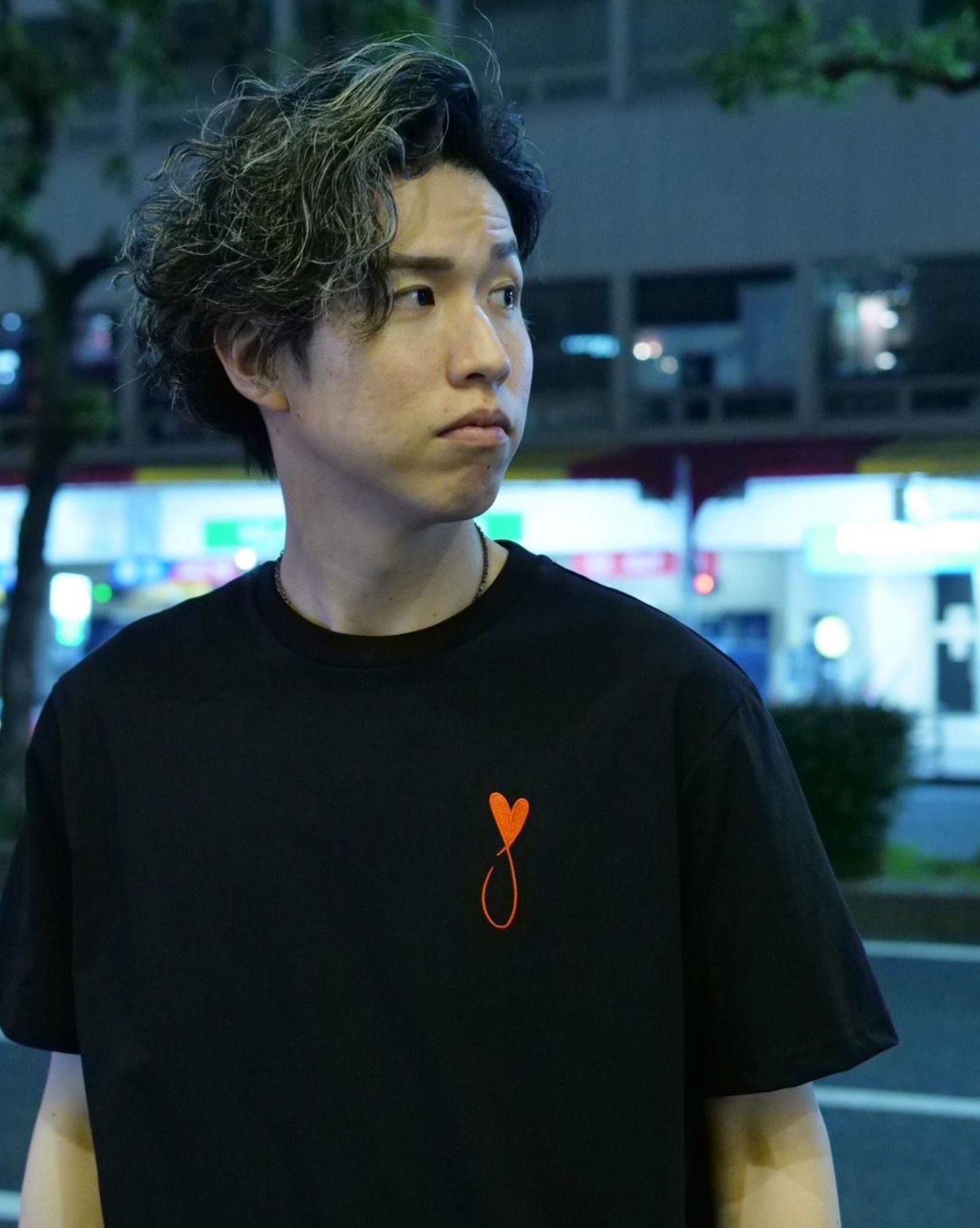 脱！！思考停止で同じ服ばかり着ている「量産型オジサン」