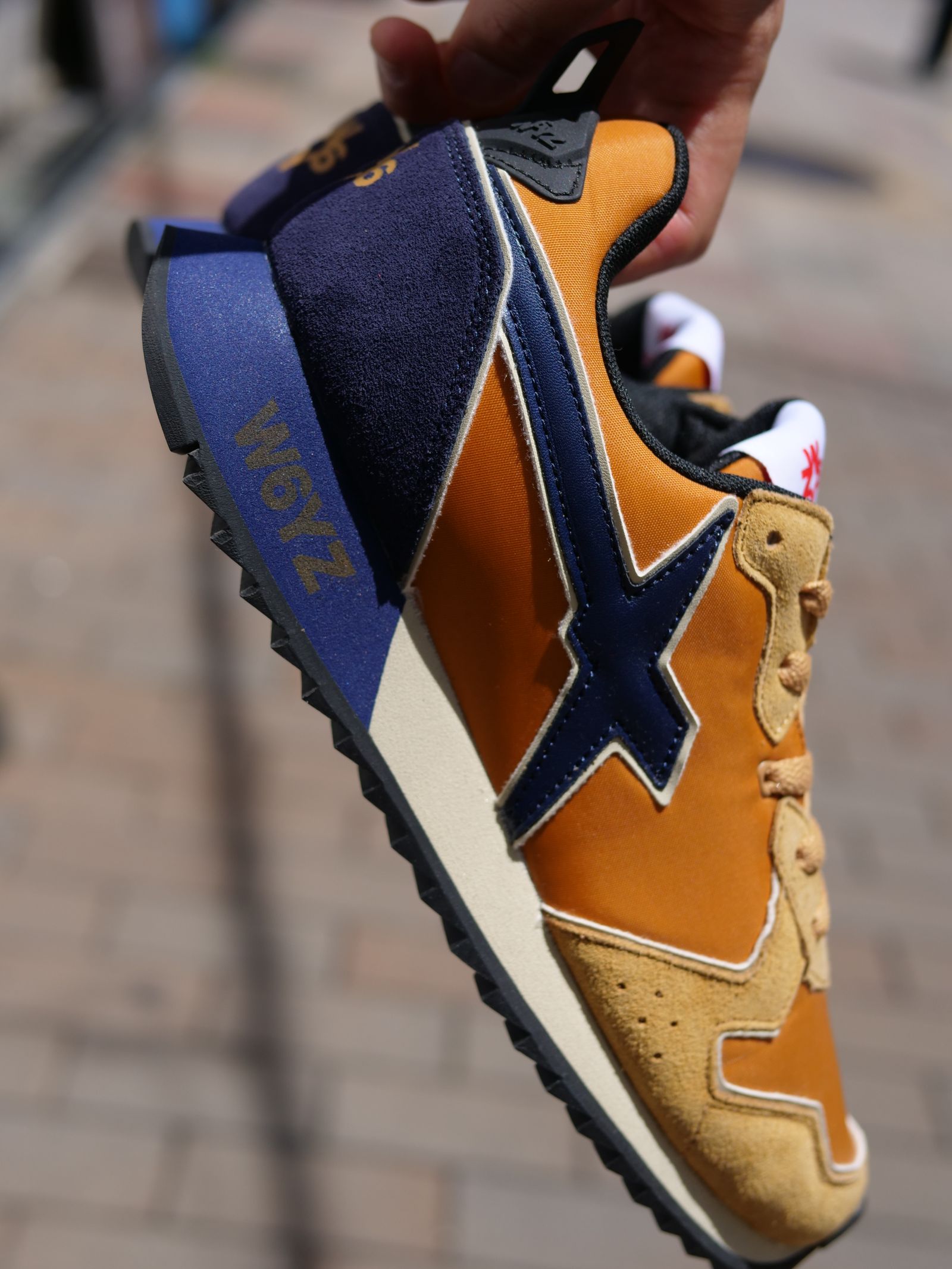 JET-M /  BEIGE×NAVY /ローカットスニーカー「スウェード×ナイロン×レザーの異素材コンビネーション」