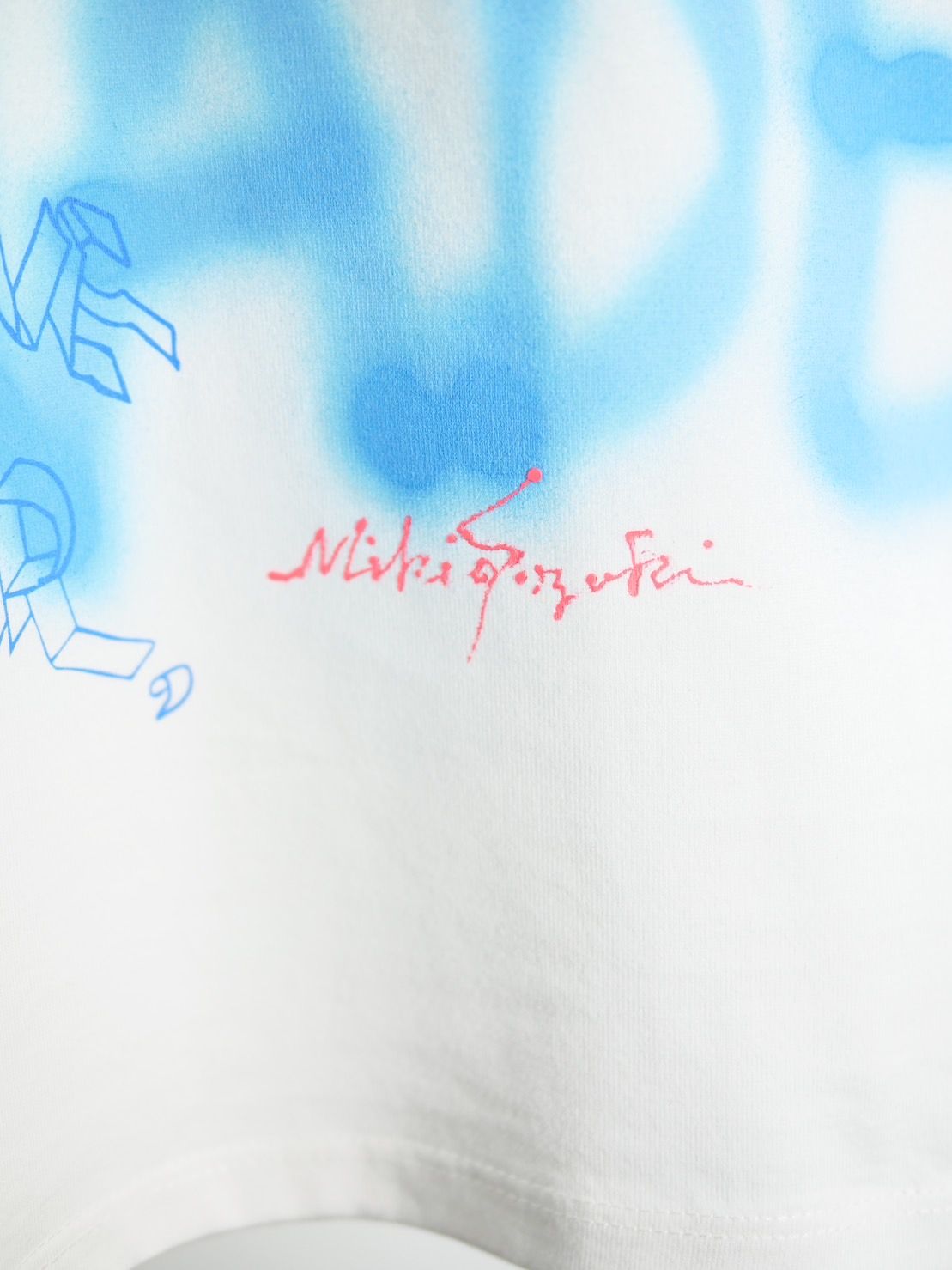 【アート作家が手がけるTシャツ】ONEMADE / 当店別注モデル / スプレーArt Tシャツ / 1点物 / 白色 / WHITE