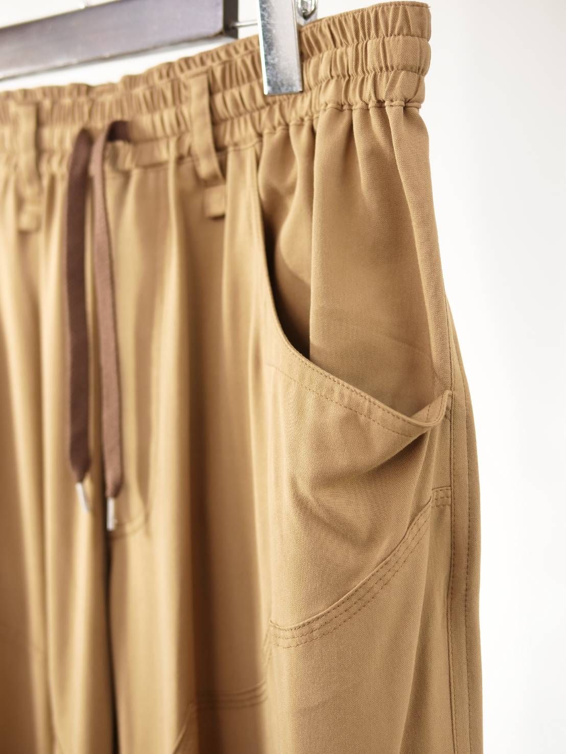 【大人のデザインスラックス】 CAMEL / ワイドスラックス / イージーパンツ