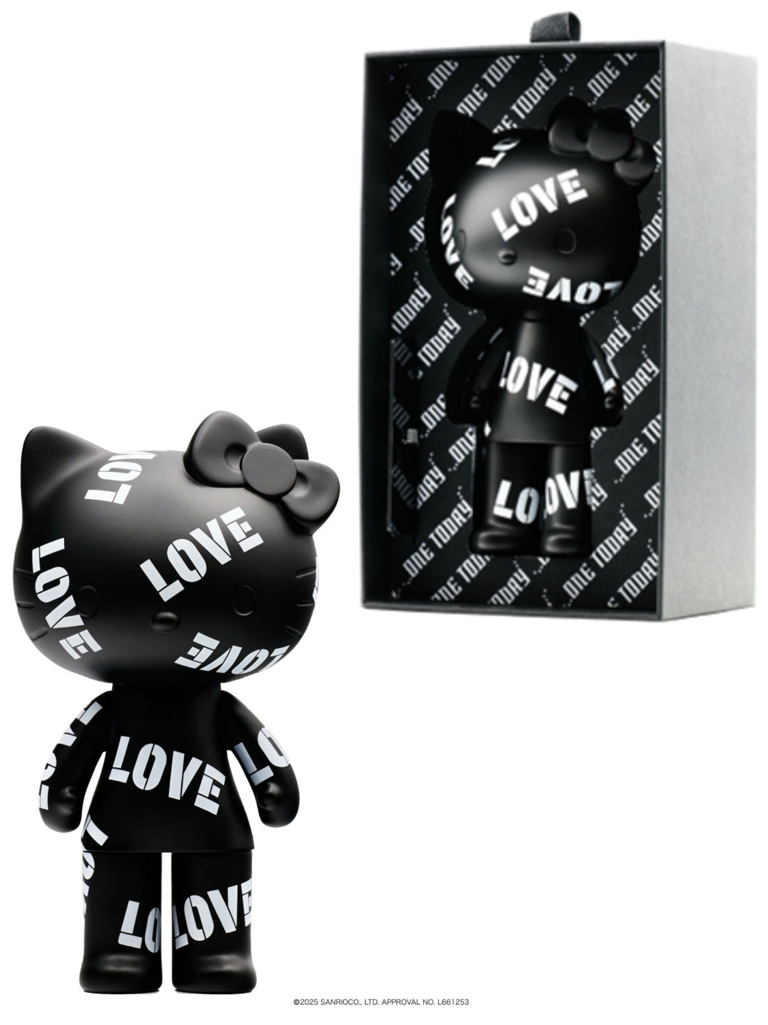 【HELLO KITTY BLACK SERIES】大人が選ぶアートなハローキティフィギュア