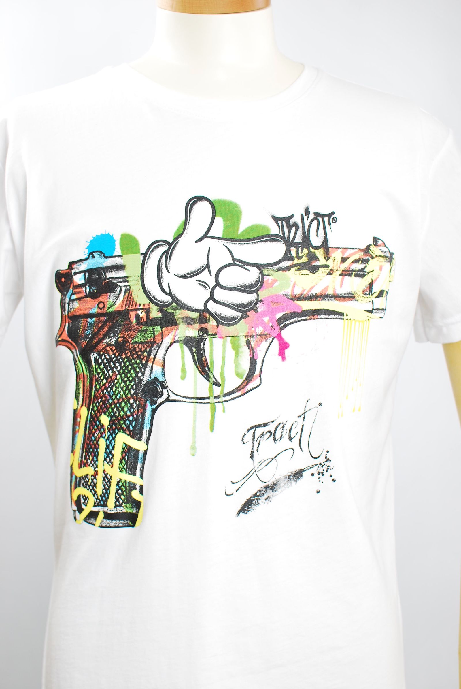 TR158M /GRAFFITI PISTOL / WHITE / グラフィティーTシャツ / アート / MADE IN ITALY