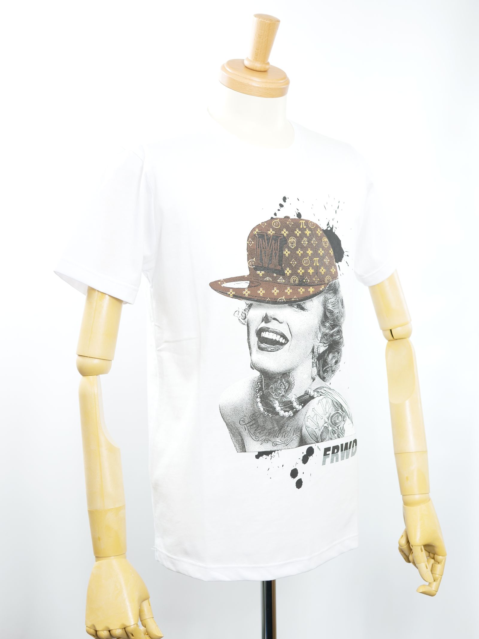 FORWARD MILANO / 051-2021317 /イタリアミラノ発 / MADE IN ITALY / アート / 著名人愛用ブランド