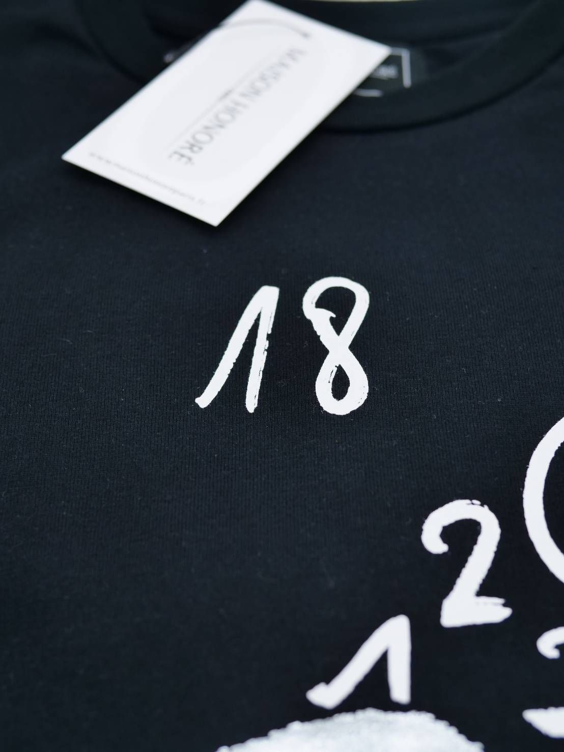【大人オシャレTシャツ】 Kevin / BLACK / コットン100％ / レギュラーフィット / ユニセックス/ Tシャツ