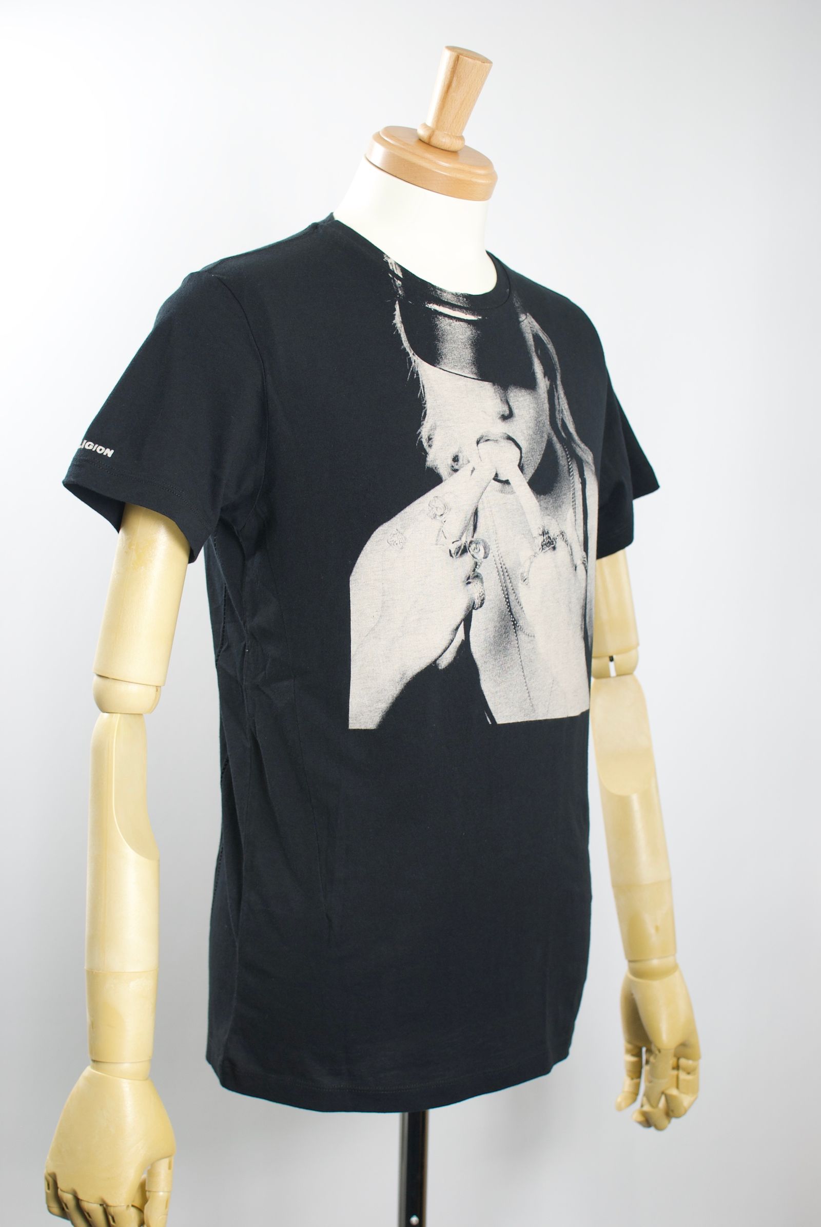 10BKNF02 / KNUCKLE / 日本未発売 /ロックTシャツ/アーティスト着用ブランド