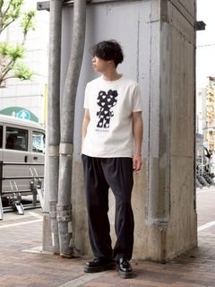 アートなキティで“大人の白T”をアップデート