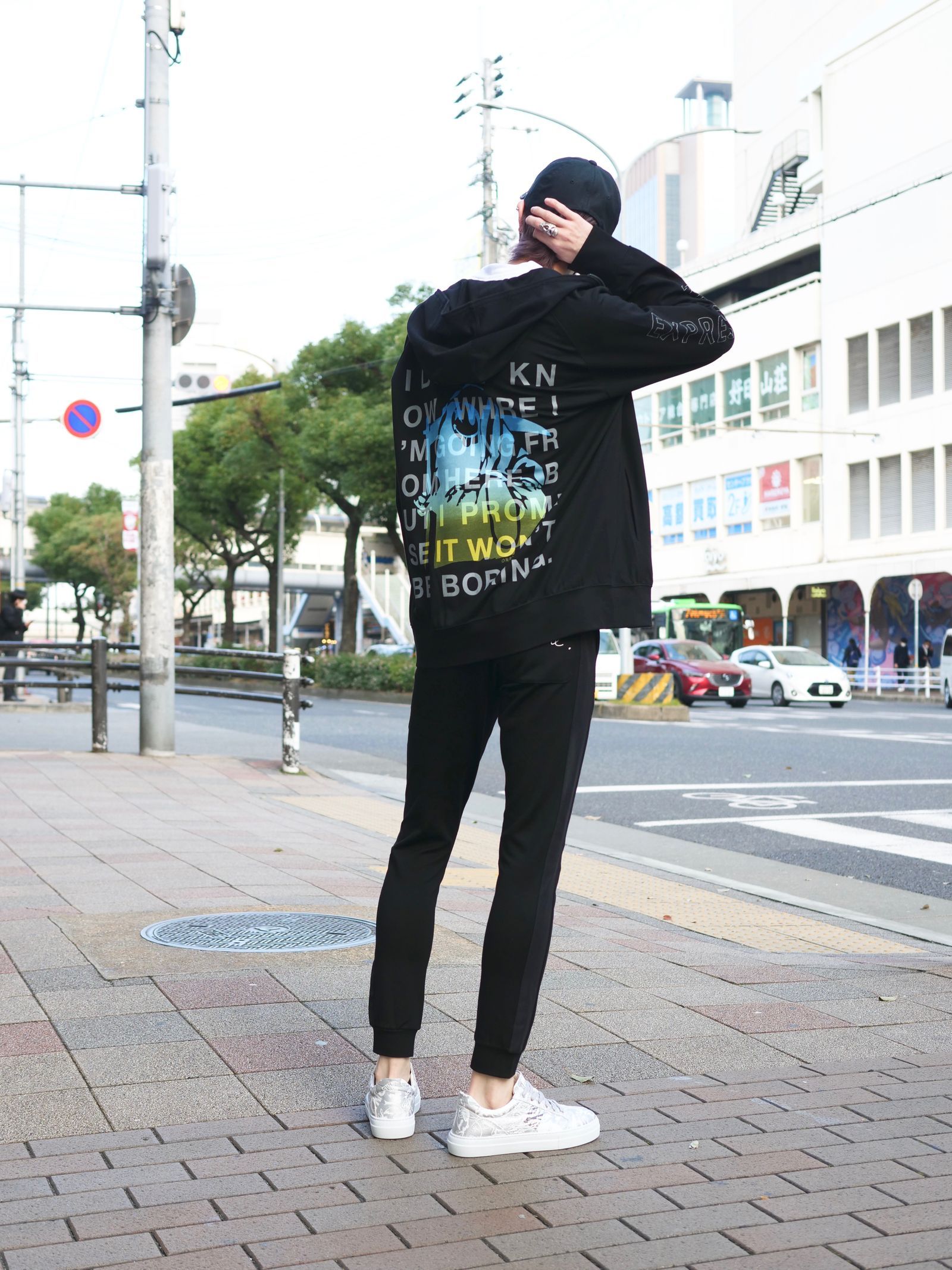 簡単におしゃれに見せることができる秘密兵器 63 Lander Blue