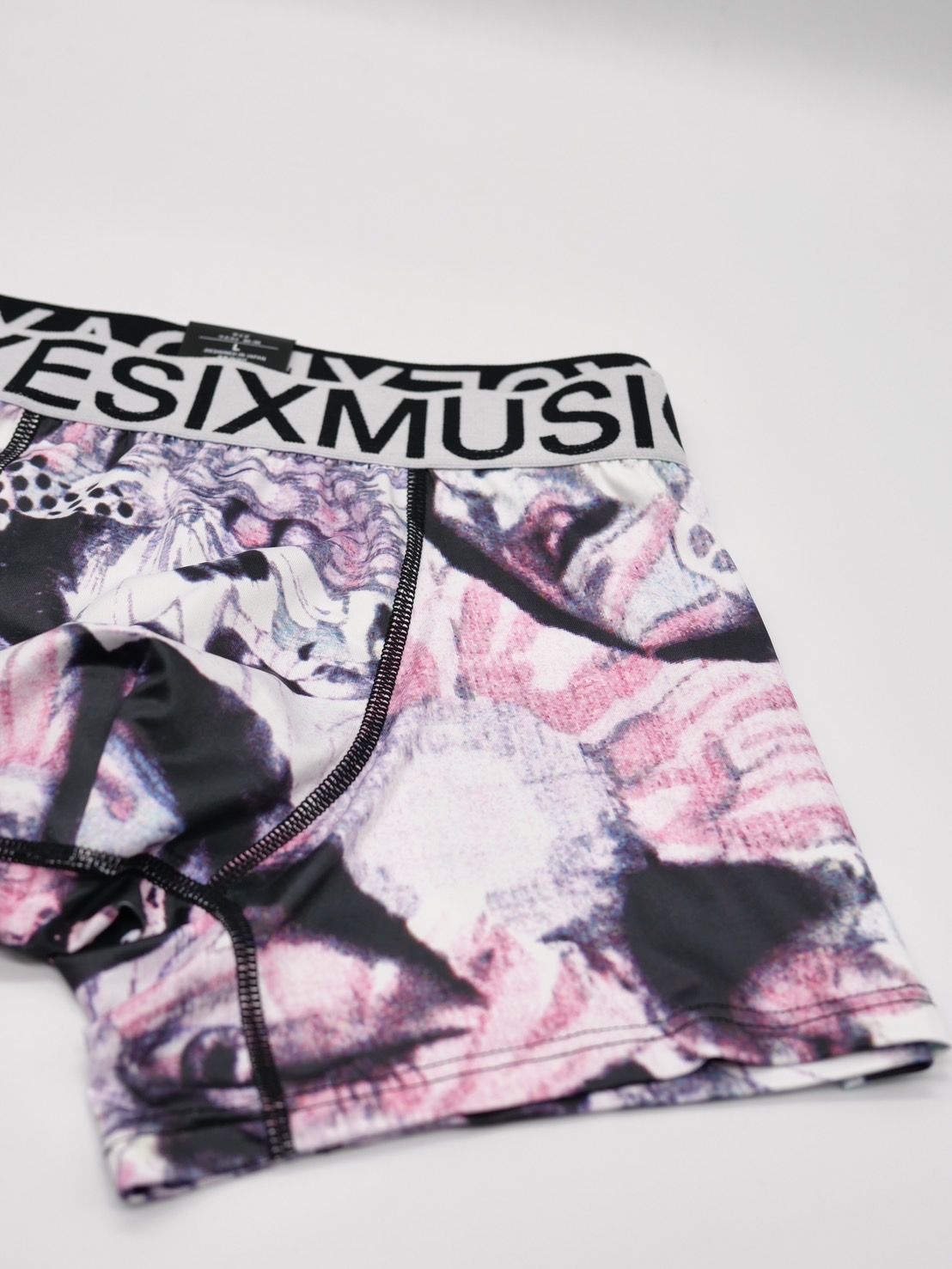「見えない部分もお洒落に」 大人可愛い / Artなメンズ下着 / BOXER PANTS / GIFT下着 / プレゼントにもおすすめ♪