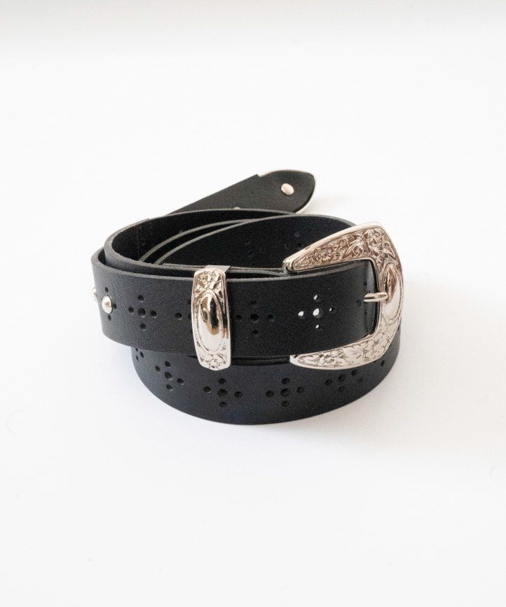 【ファッションのアクセントに】イタリアンレザーベルト / スタッズベルト / BLACK / ブラック / 日本製 / MADE IN JAPAN