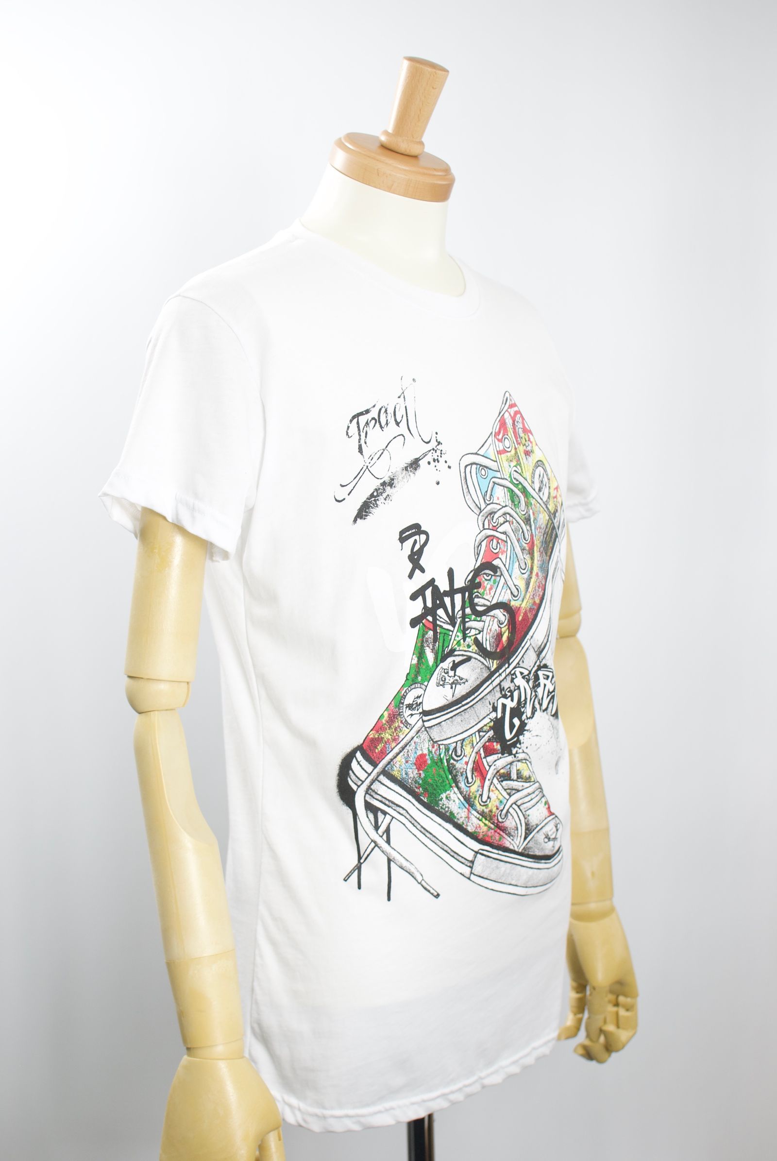 TR176G / SNEAKERS /グラフティーTシャツ / アート / MADE IN ITALY