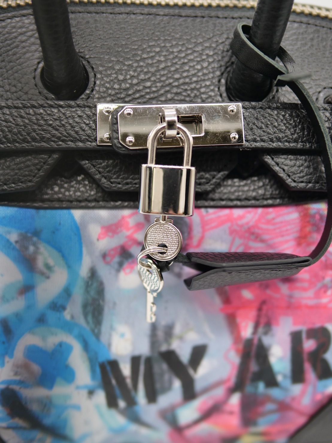 【世界一つだけの】Art BAG / ハンドペイント / ハンドメイドブランド / スプレーアート