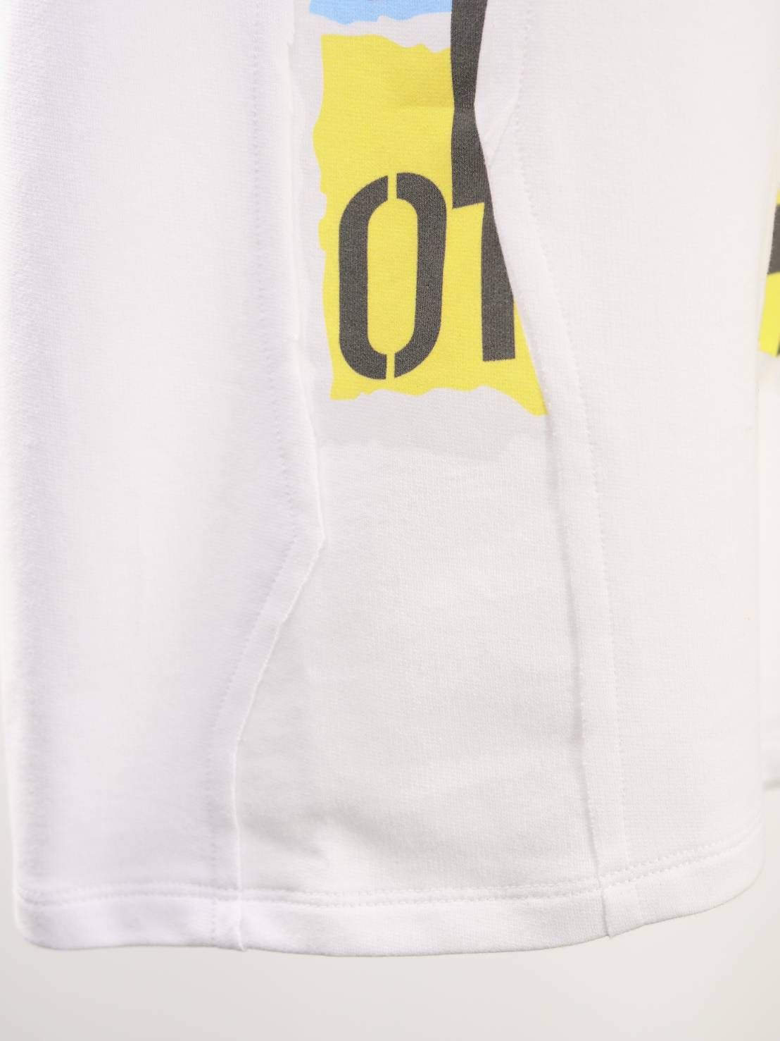 【パッチワークで表現】 Art Tシャツ / 100％コットン / WHITE / アートブランド / ユニセックス