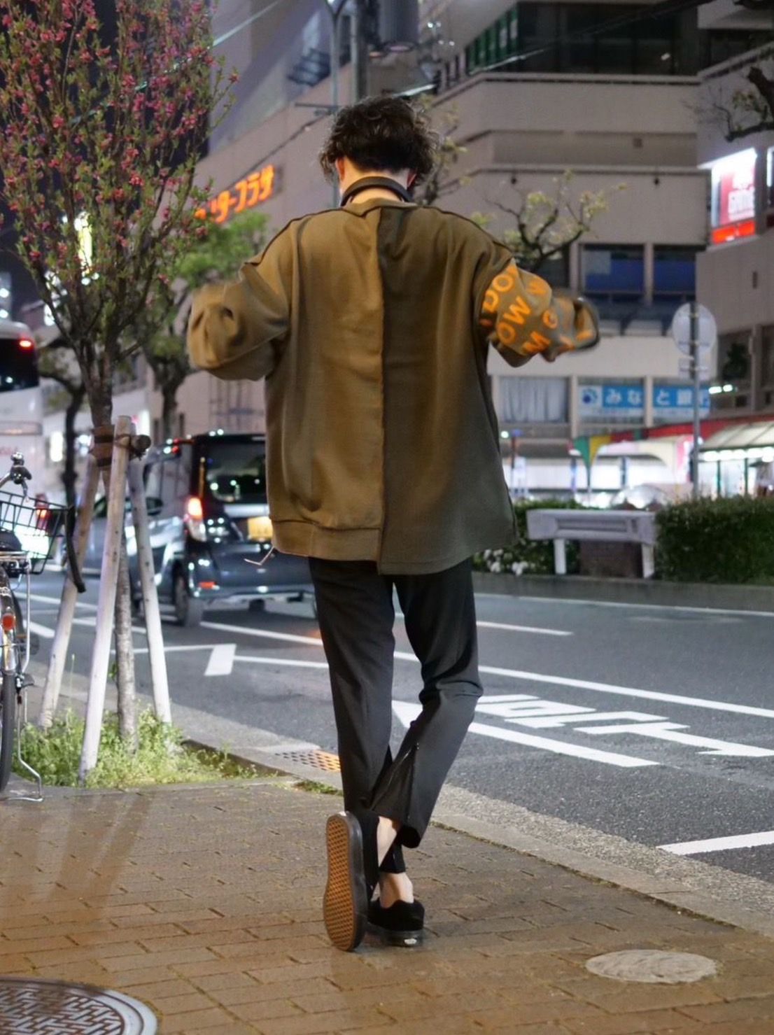 体型をさりげなくカバーできる大人術。