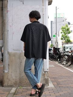 【オーバーサイズシャツ】 紋章デザイン / アートファッション / オーバーサイズ /  BLACK / ドレスシャツ / 半袖