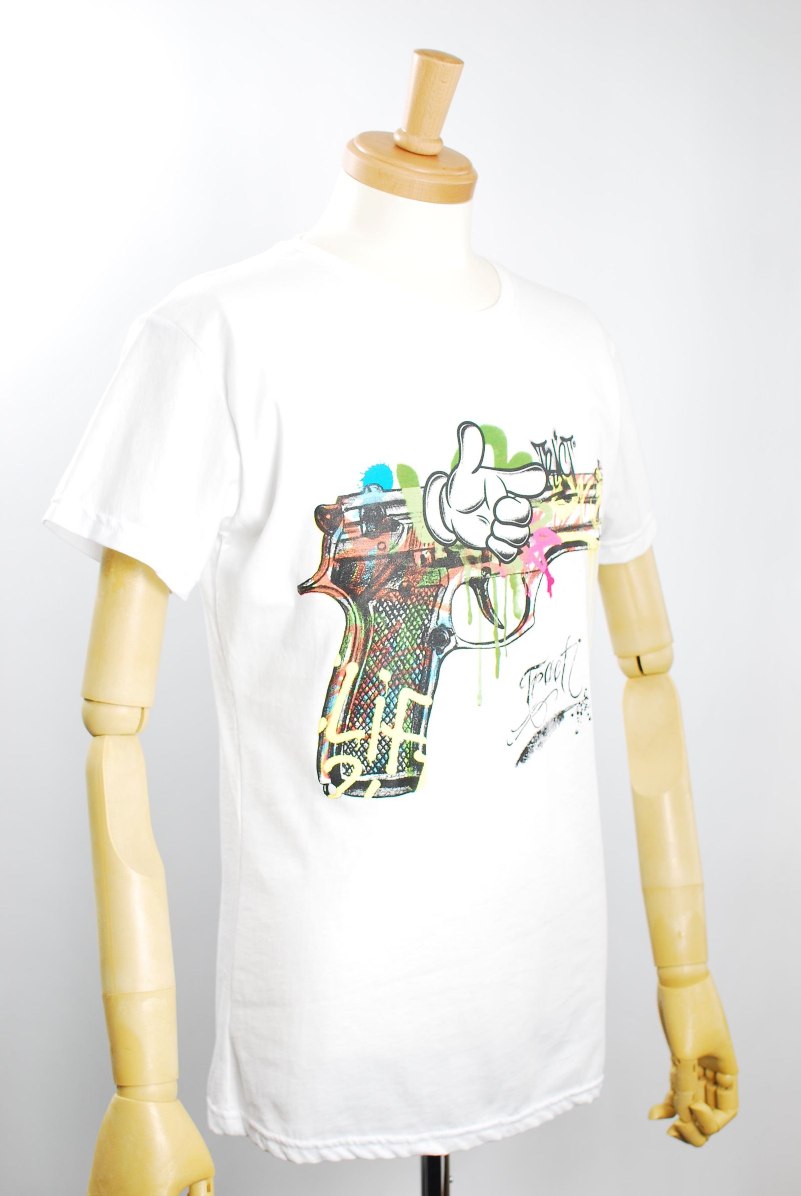 TR158M /GRAFFITI PISTOL / WHITE / グラフィティーTシャツ / アート / MADE IN ITALY