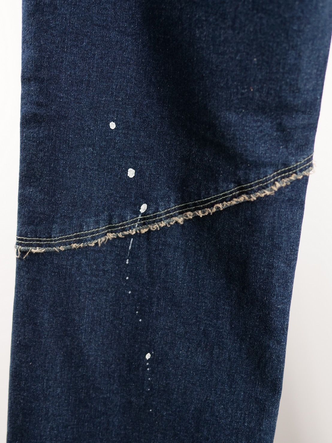 【美麗なシルエット】DENIMPANT / スリムストレート / ストレッチデニム / 刺繍デザイン / デニム素材 / ハンドペイント / ハンドメイド