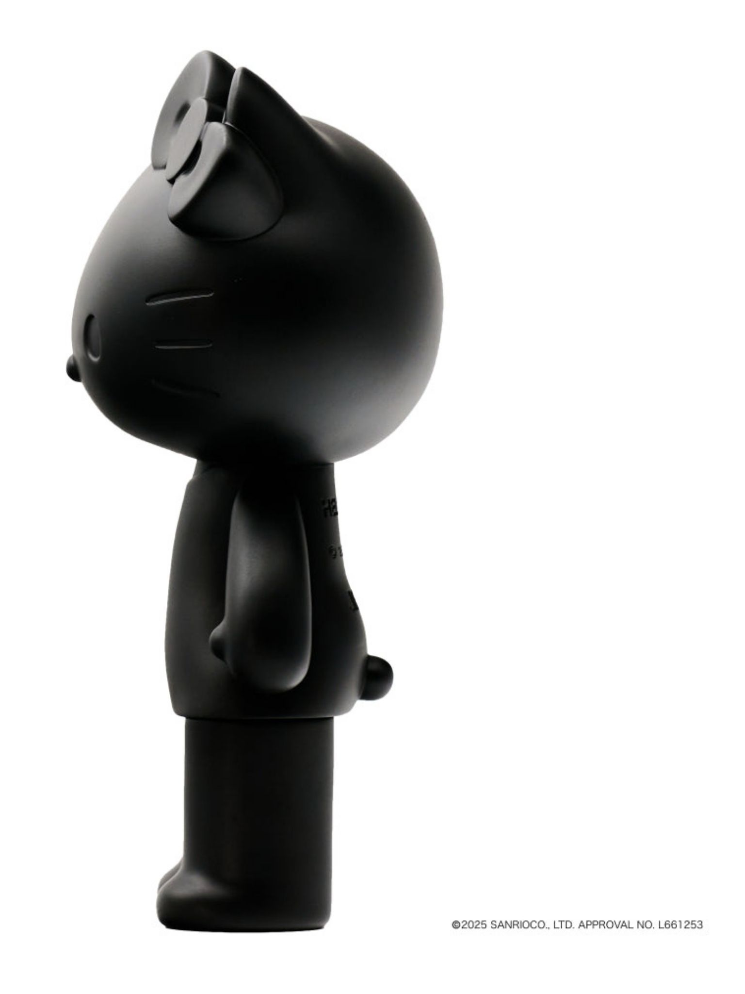 【HELLO KITTY BLACK SERIES】大人が選ぶアートなハローキティフィギュア