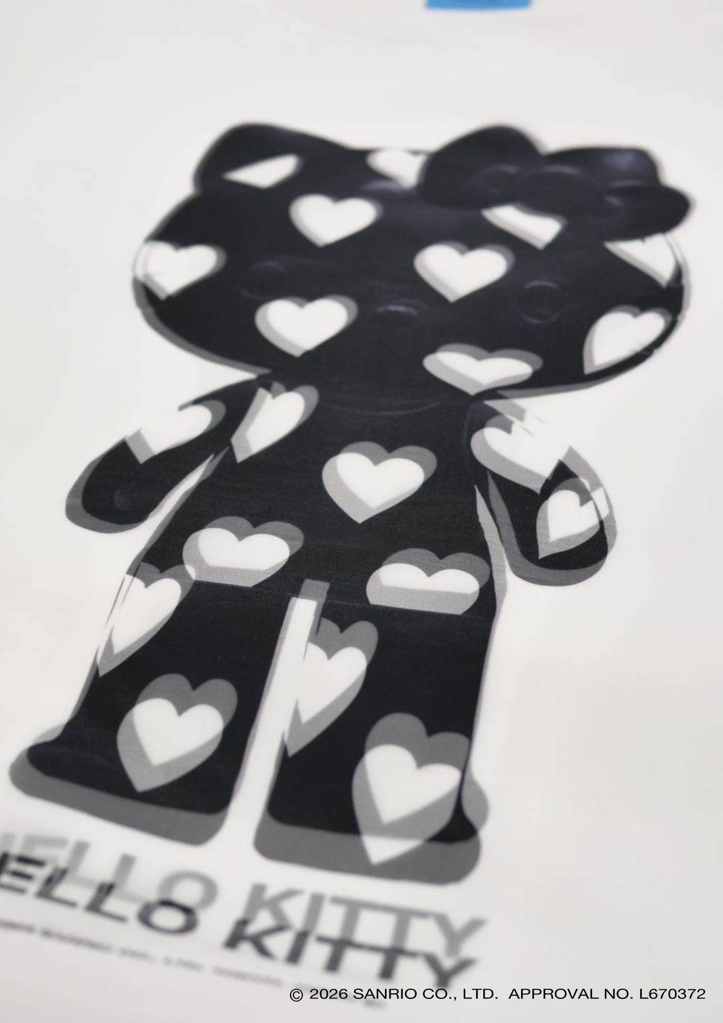 【HELLO KITTY デザイン】TR-028 / 3DアートTシャツ / ハローキティ  / WHITE / ユニセックス