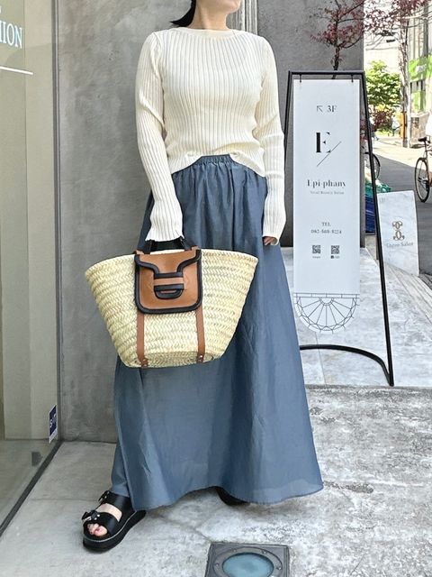 STYLE NO. 4