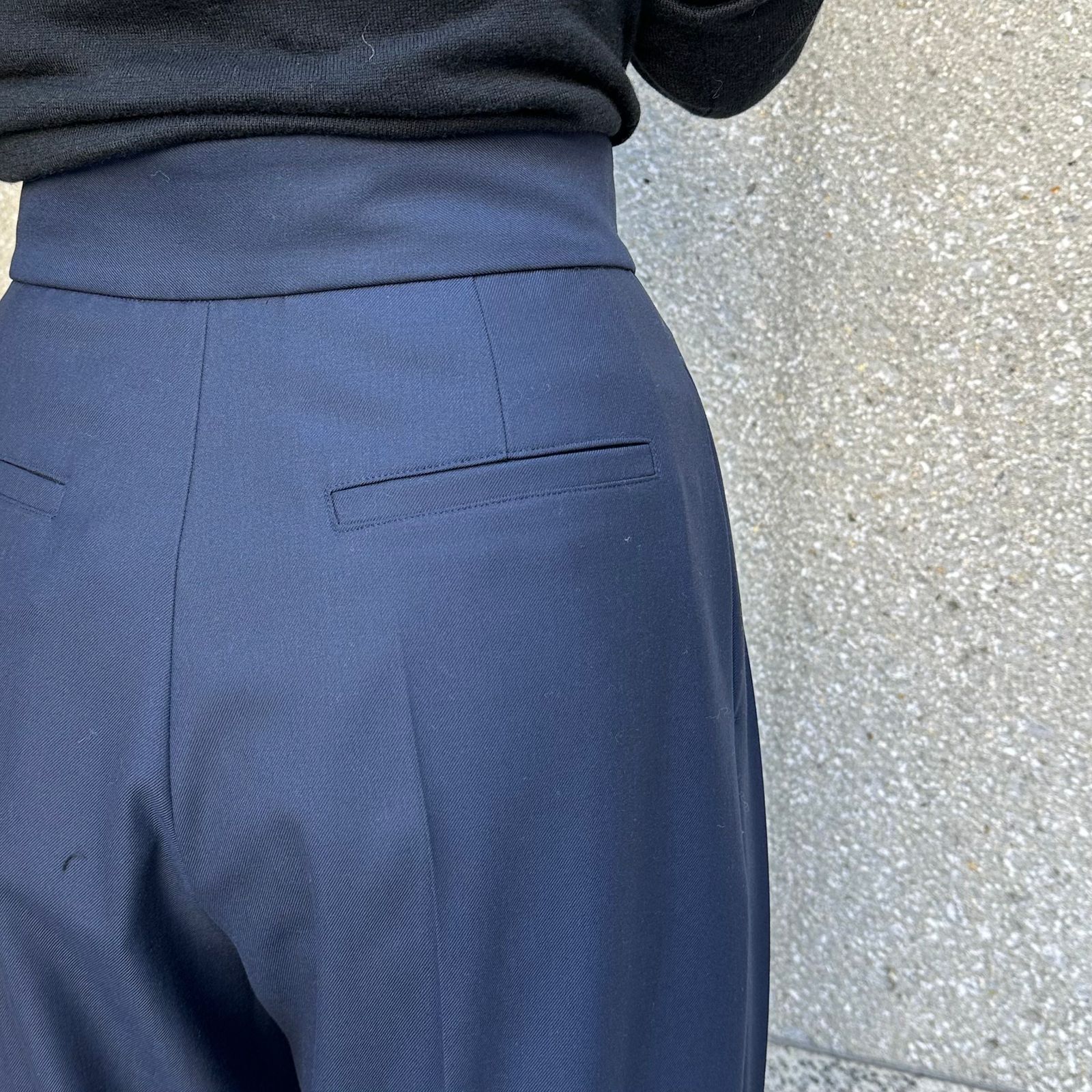 Barel pants / テーパードパンツ / ベルトパンツ / ネイビー
