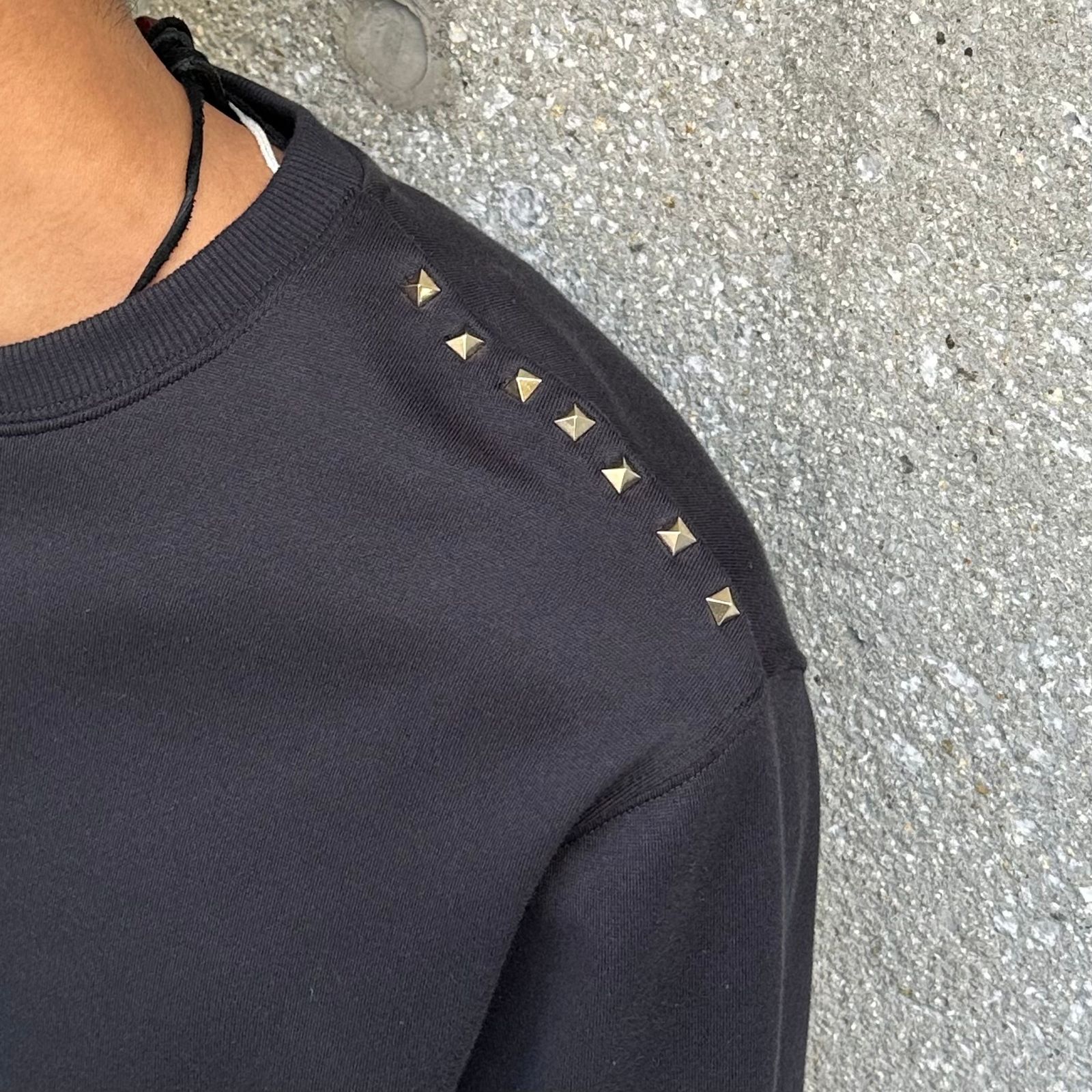 Shoulder studs sweatshirt / ロングスリーブ / スウェットシャツ / ロックスタッズ / メンズ / ブラック