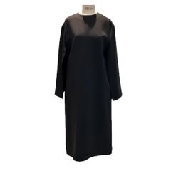 Viscose satin cape sleeve top / ドレスワンピース / ブラック
