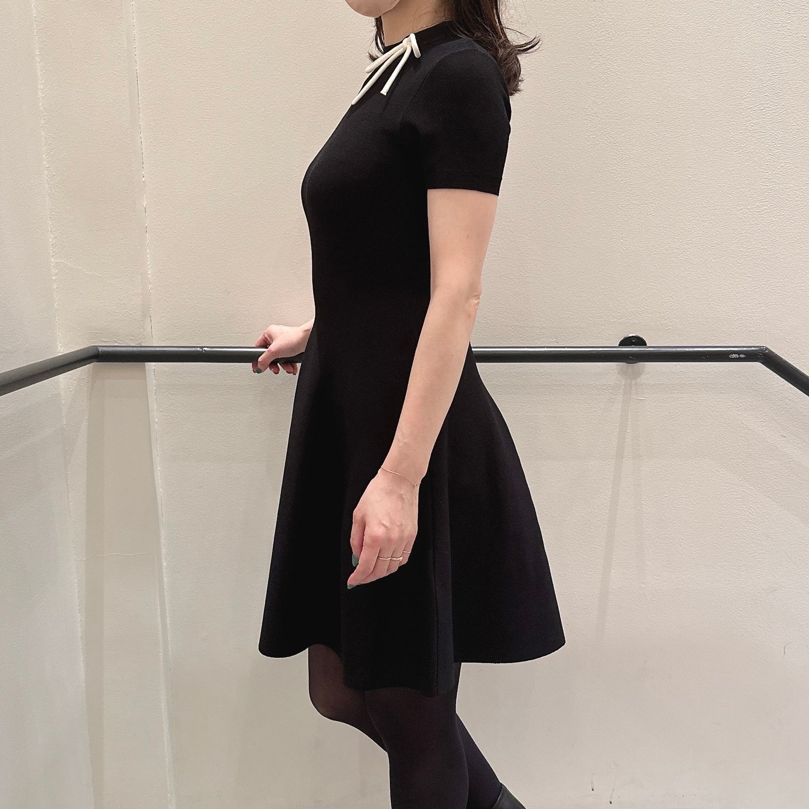 Crepe tulle dress  / リボン付き ワンピース / 伸縮性 / レディース / ブラック