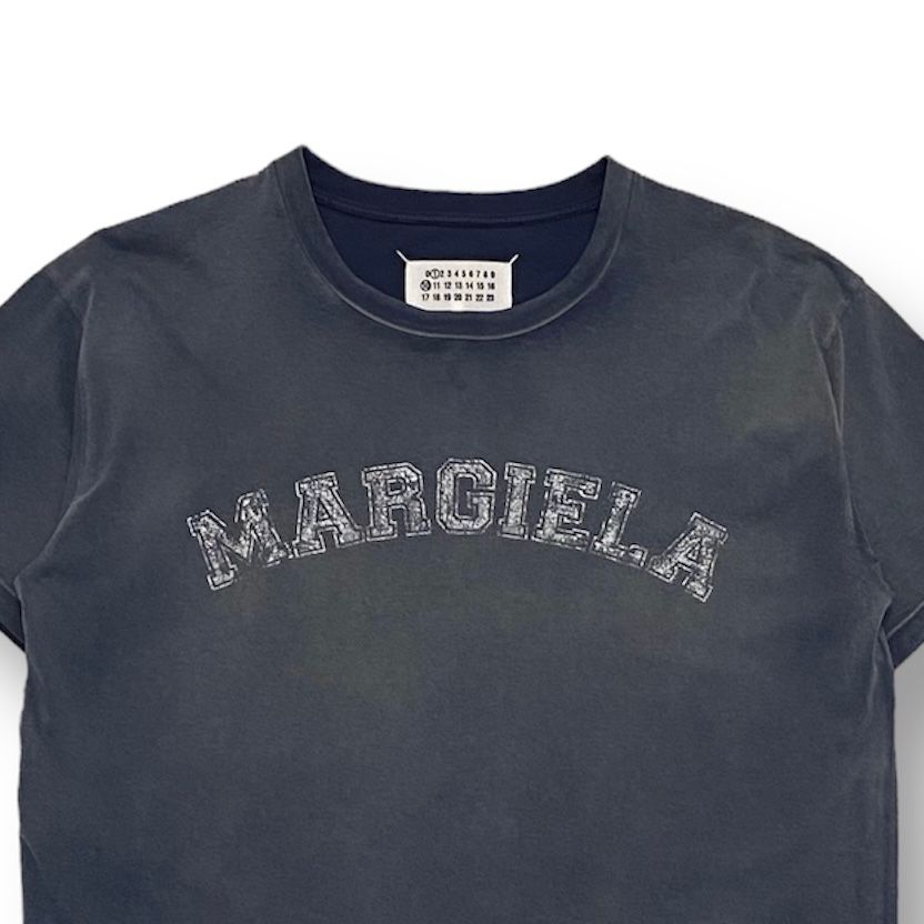 Maison Margiela - フロントロゴ /コットン /ジャージー /Tシャツ /メンズ /ブルー | LATIN EVE