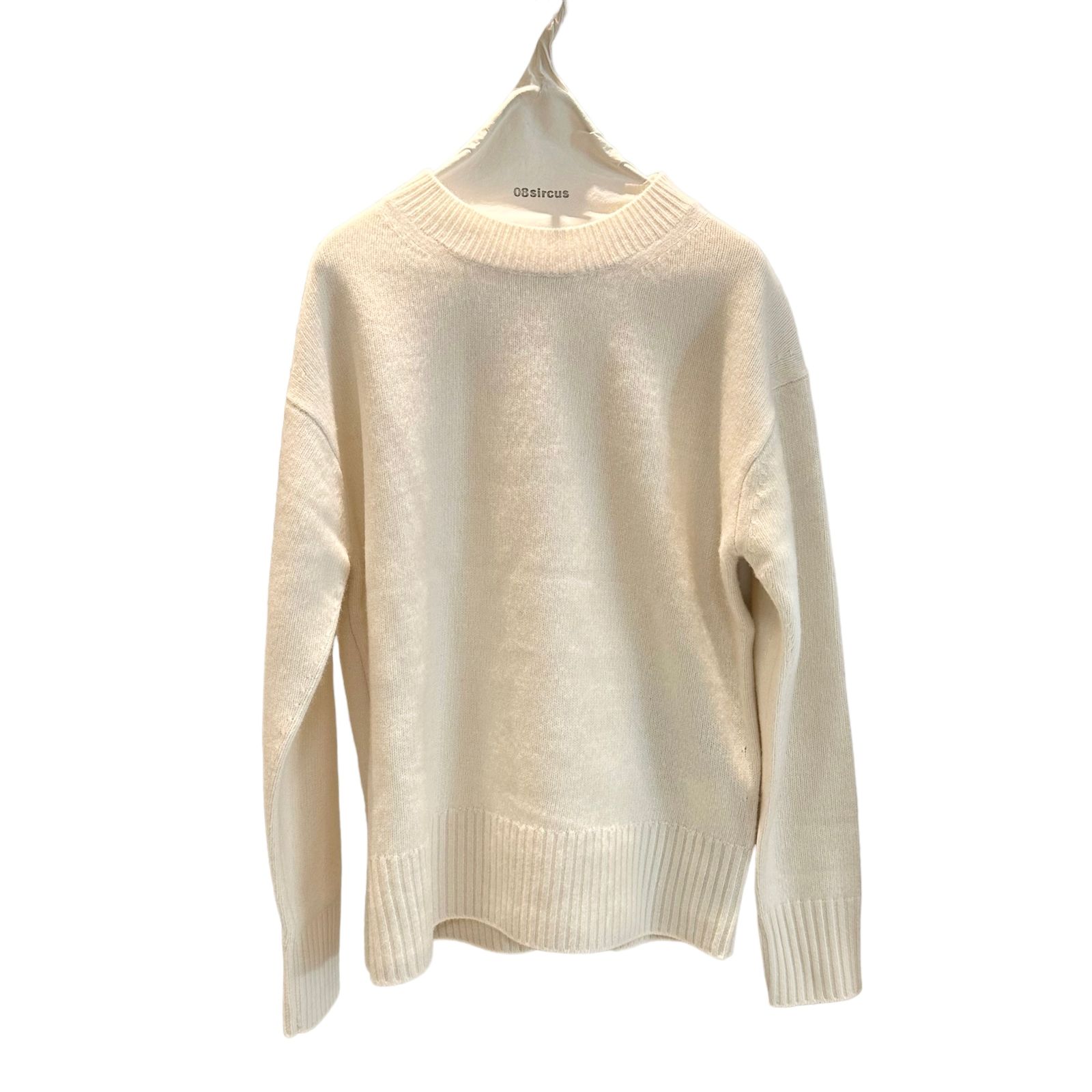 round neck sweater / ニット / クルーネックセーター / ホワイト