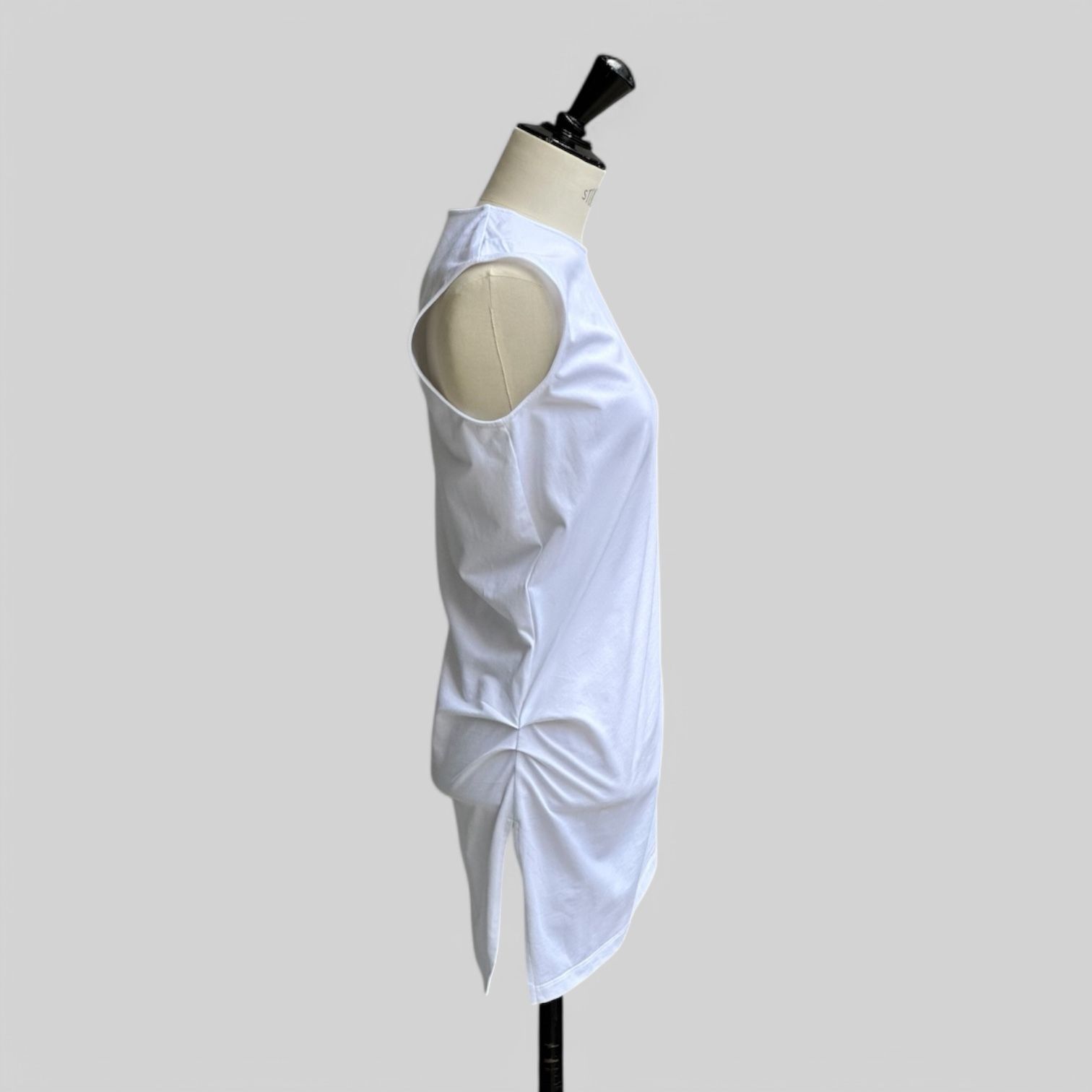 Organic cotton cross jersey tuck sleeveless top / オーガニックコットン クロスジャージータック ノースリーブトップ / ホワイト / 2025SS new