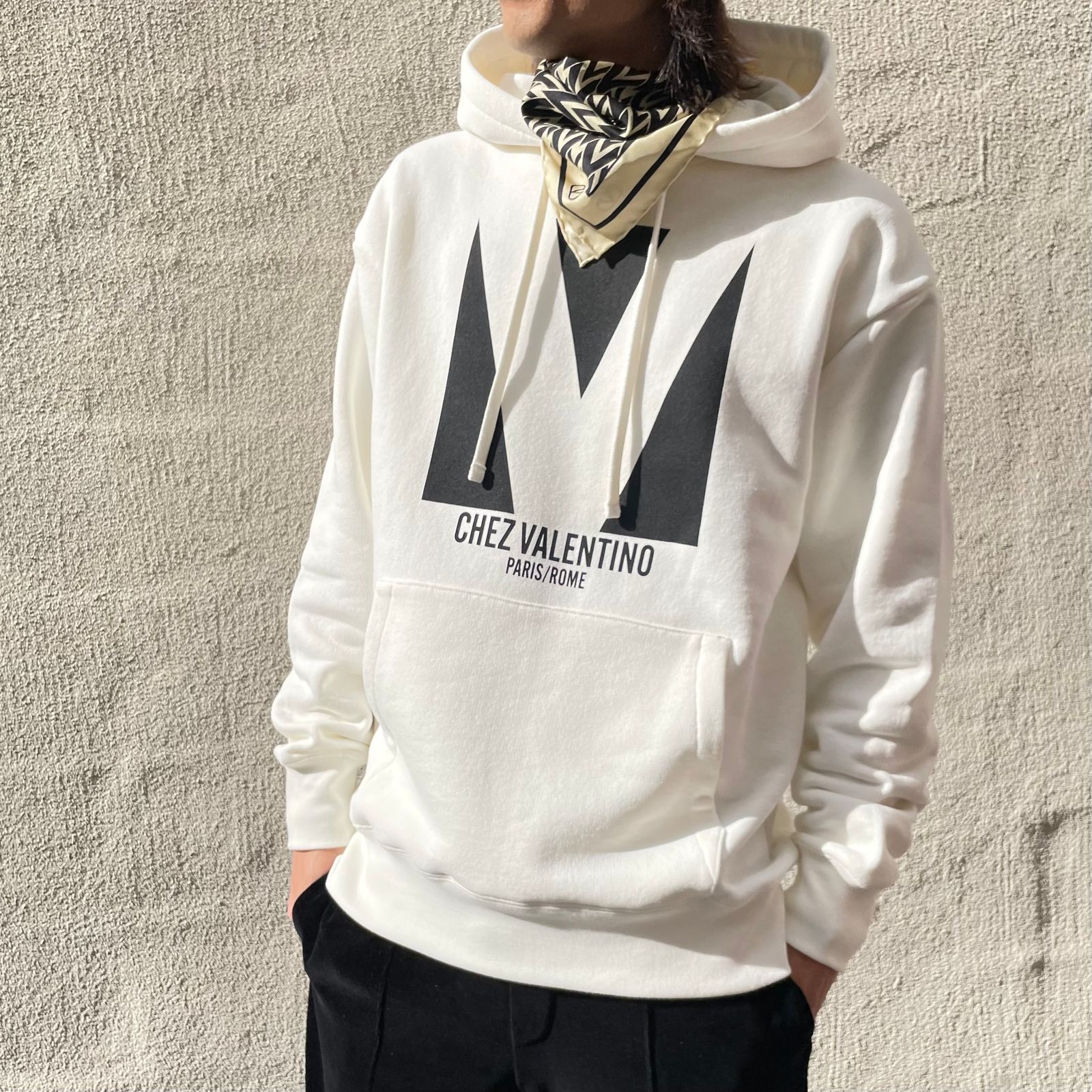 VALENTINO フード付き コットン スウェットシャツ VALENTINO - プリント コットン フード付きスウェットシャツ