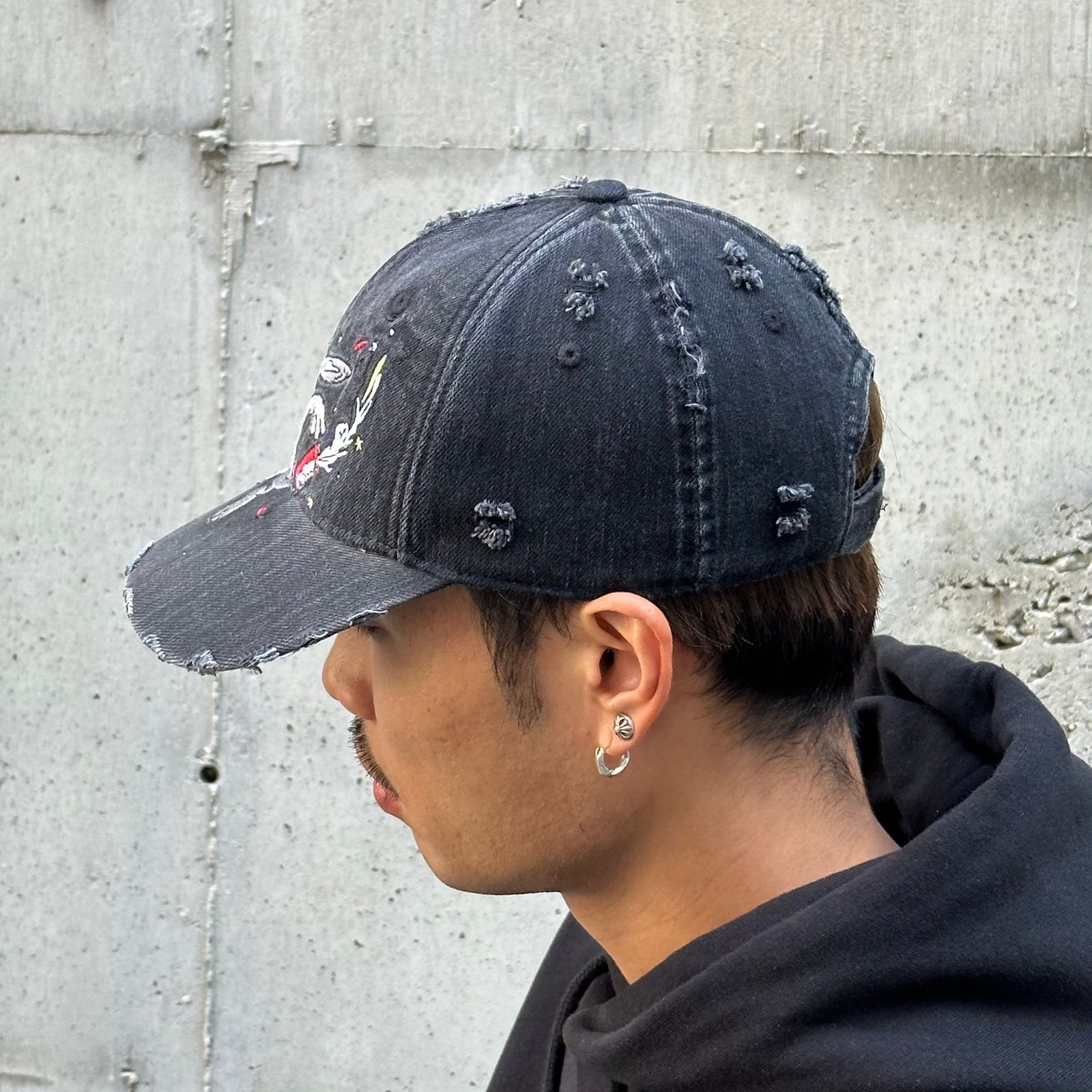 MARTINE ROSE - BUNNY CAP in BLACK / キャップ / ブラック / ダメージ ...