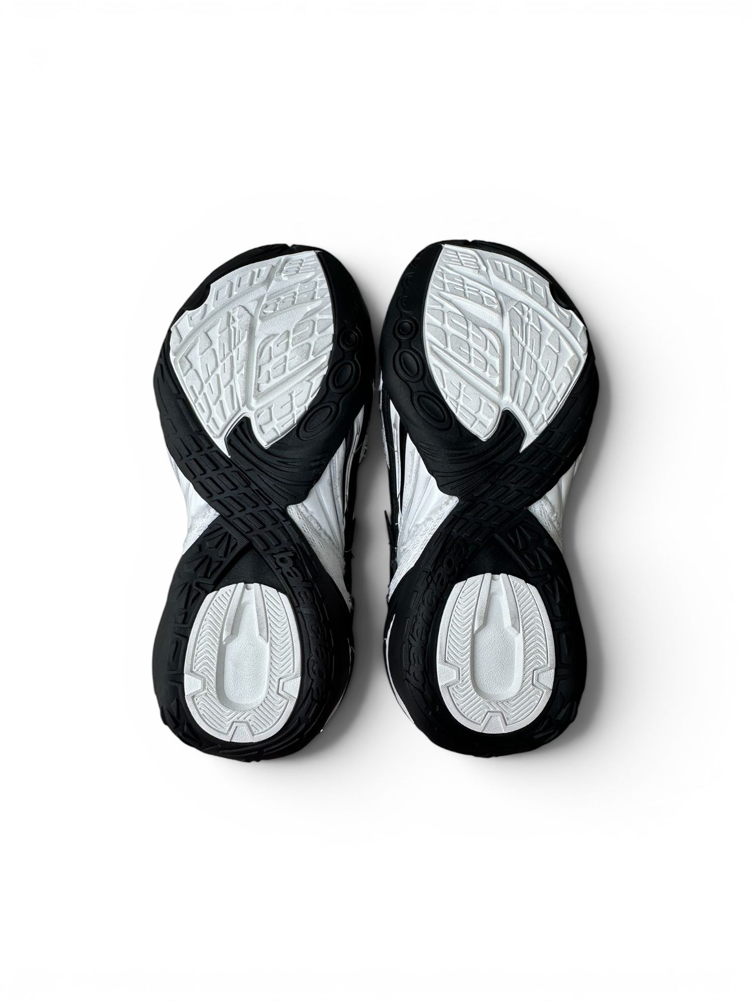 SOLELESS スニーカー / メンズ / シューズ / スニーカー / ブラック / ホワイト / シルバー / 2026SS NEW