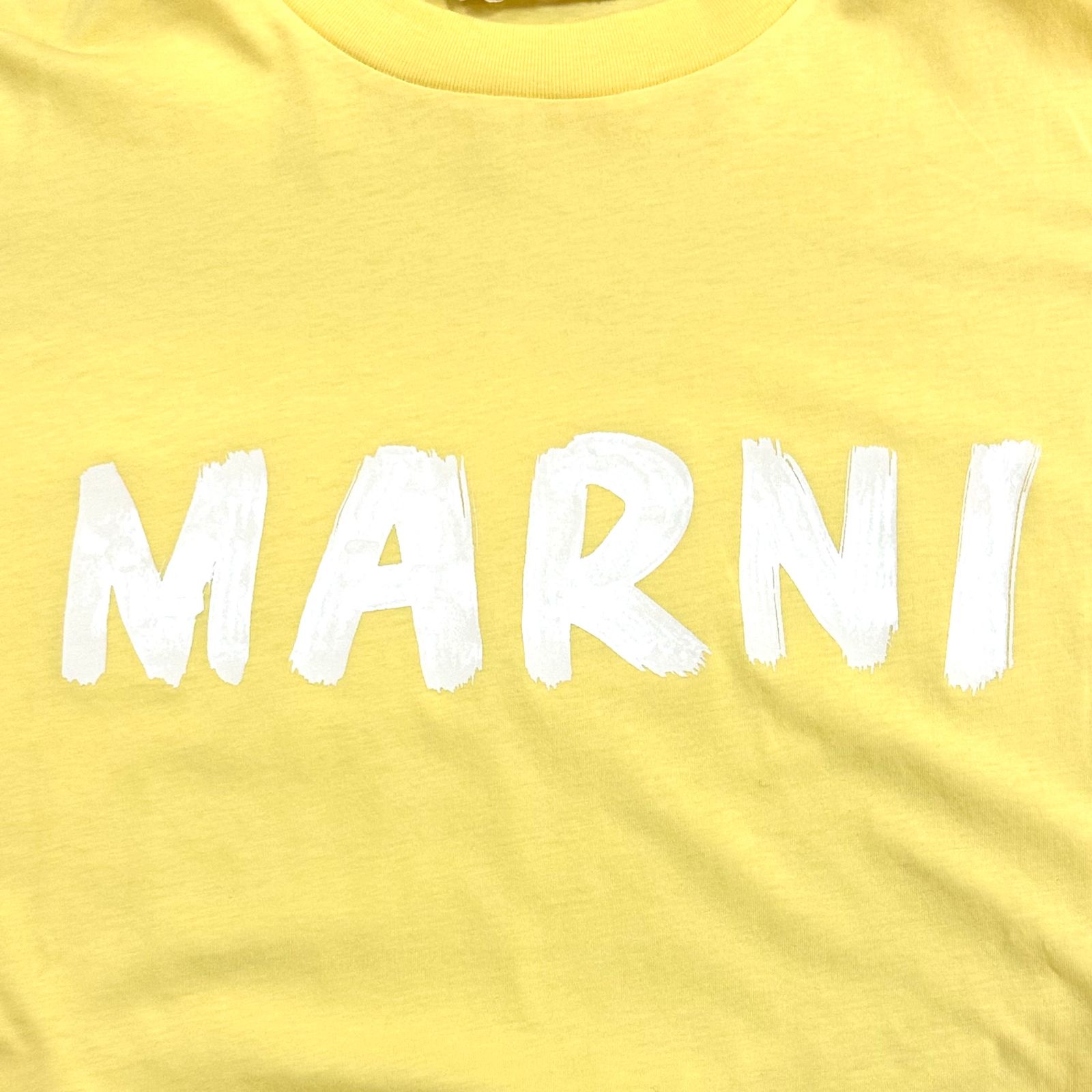 MARNI/ イエロー /クルーネックTシャツ(ボクシーフィット)/ユニセックス