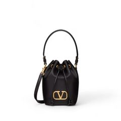 Vロゴシグネチャー ナッパレザー ミニ バケットバッグ / 2WAY / ブラック / レザー製 / ウィメンズ