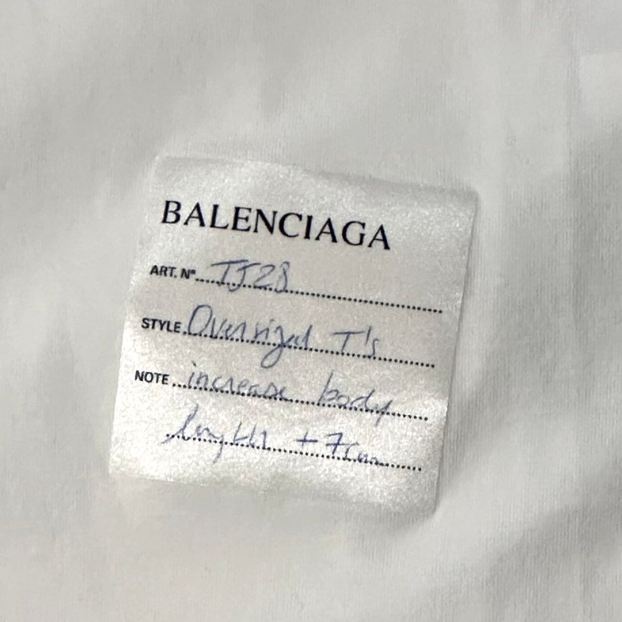 【国内発送★BALENCIAGA】SAMPLE STICKER Tシャツオーバーサイズ BALENCIAGA - Sample sticker Tシャツ オーバーサイズ