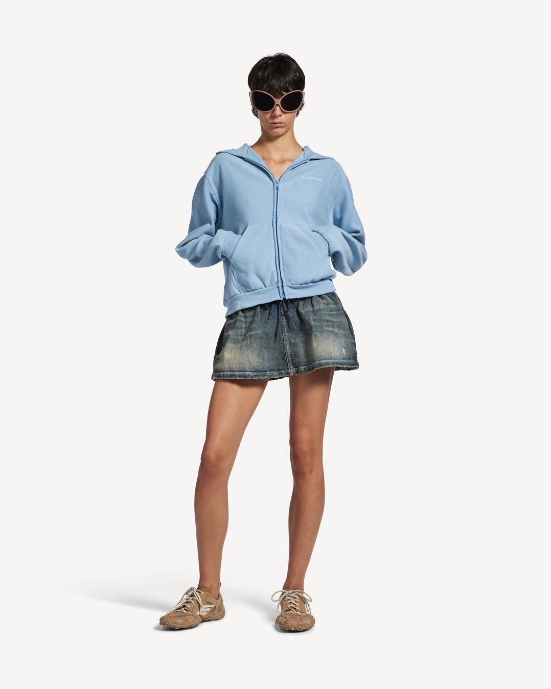 BALENCIAGA BACK ジップアップ フーディー レギュラーフィット / ウィメンズ / ウェア / スウェットシャツ＆フーディー / ブルー/ホワイト / 2026SS NEW