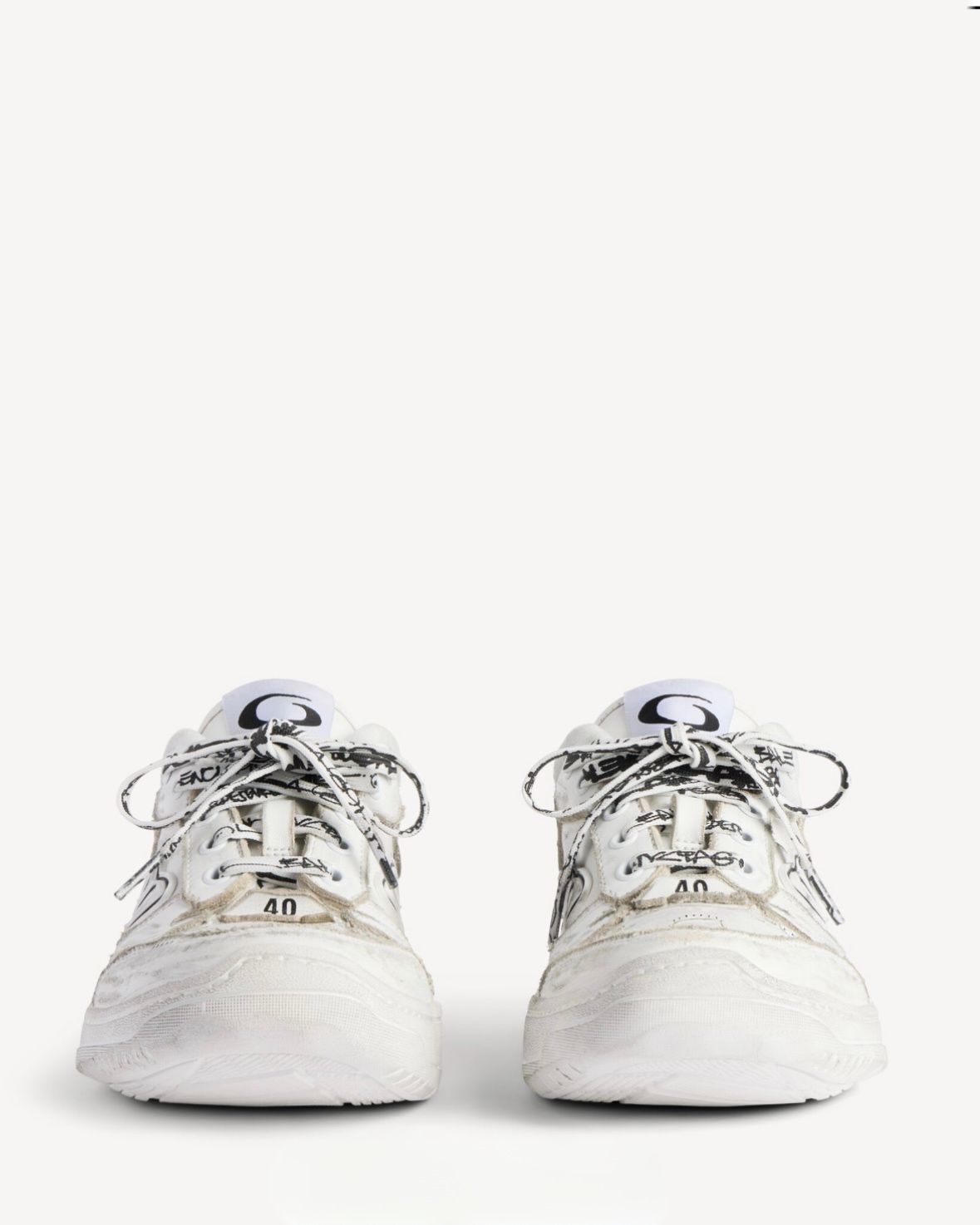 Hamptons ミディアム Worn-out スニーカ / ウィメンズ / シューズ / スニーカー / ホワイト / 2026SS NEW